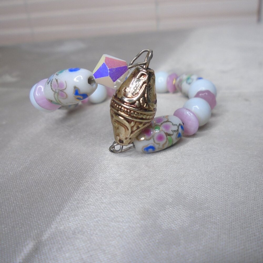 Bangle Pink & White NEW Design "ZIG-ZAG " Bracelet OOAK - Picture 2 of 8